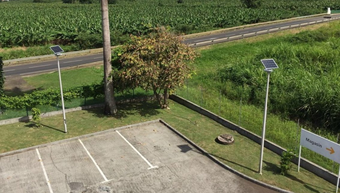 太陽能路燈亮燈時長如何調(diào)整？