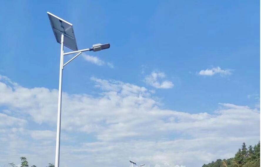 仿古太陽能庭院燈特點